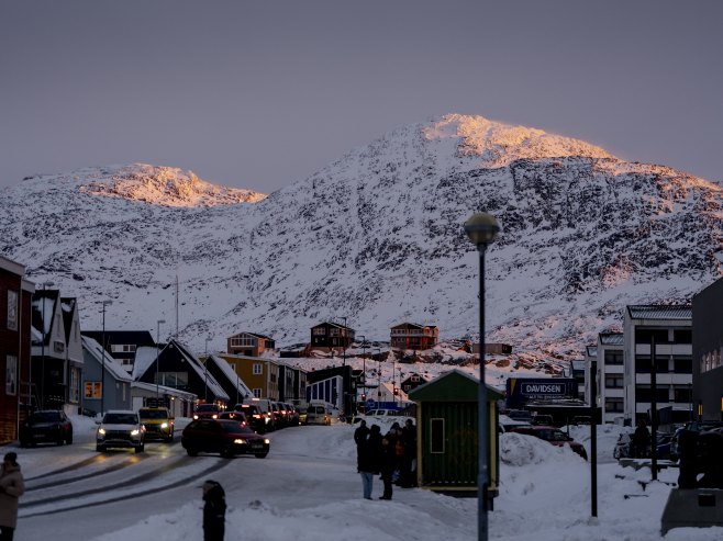 Гренланд (Фото: EPA/MADS CLAUS RASMUSSEN DENMARK OUT) Гренланд (Фото: EPA/MADS CLAUS RASMUSSEN DENMARK OUT) -