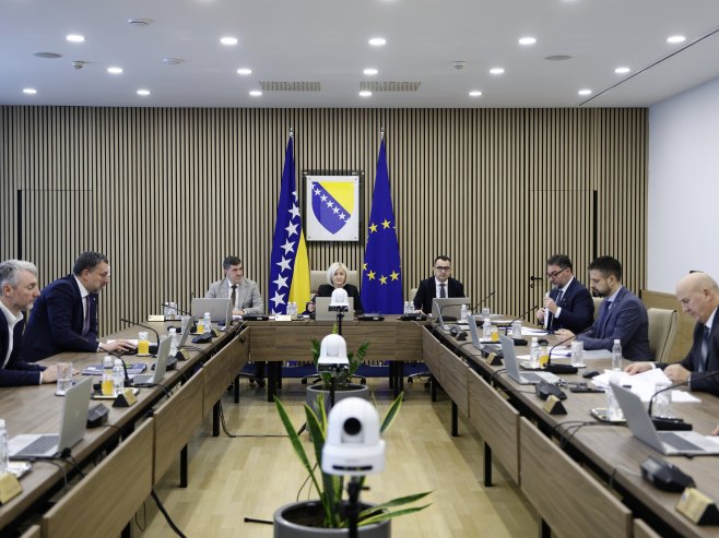 За дионицу на Коридору "Пет це" више од 140 милиона евра За дионицу на Коридору "Пет це" више од 140 милиона евра