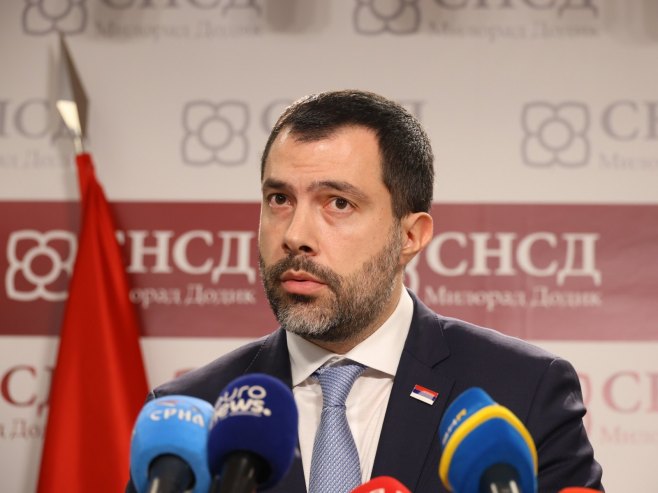 Игор Додик Игор Додик - Фото: ZIPAPHOTO/Borislav Zdrinja