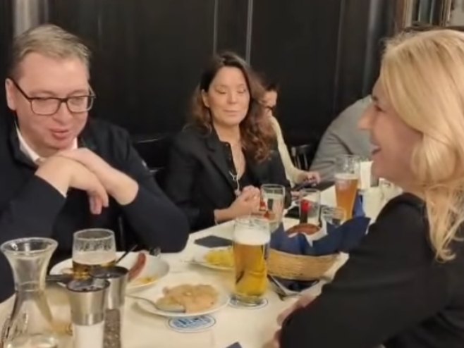 Вучић и Цвијановић (Фото: instagram.com/buducnostsrbijeav) Вучић и Цвијановић (Фото: instagram.com/buducnostsrbijeav) -