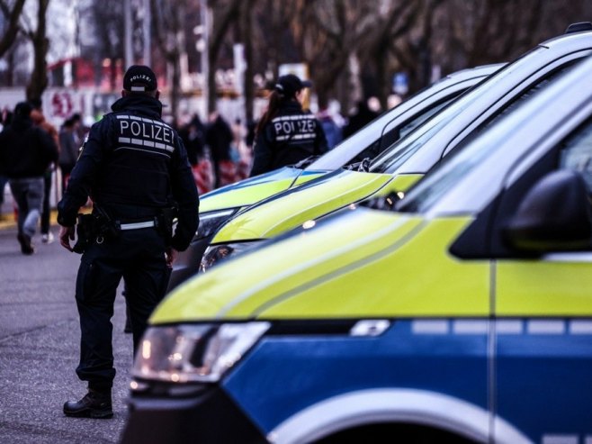 Полиција Њемачке (фото: EPA/ANNA SZILAGYI) Полиција Њемачке (фото: EPA/ANNA SZILAGYI) -