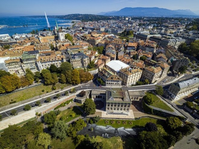 Женева (фото: EPA/VALENTIN FLAURAUD - илустрација) Женева (фото: EPA/VALENTIN FLAURAUD - илустрација) -