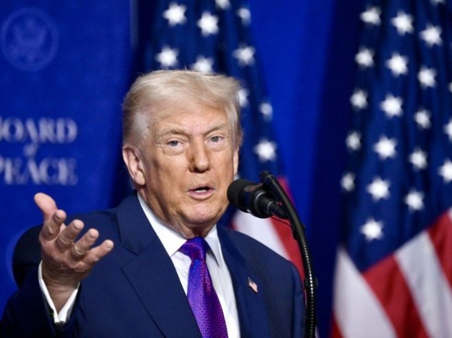 Доналд Трамп (фото: EPA/ALESSANDRO DI MEO) Доналд Трамп (фото: EPA/ALESSANDRO DI MEO) -