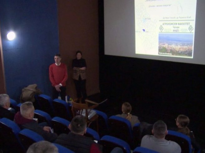 Предавање о воћарству Предавање о воћарству - Фото: РТРС