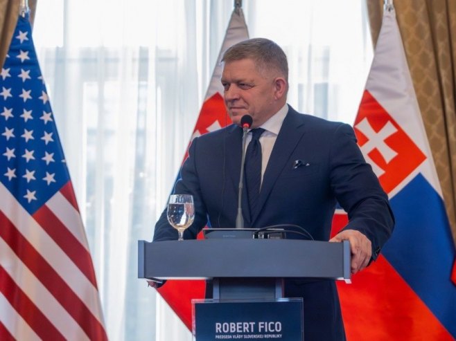 Роберт Фицо (Фото: EPA/DOMINIKA KORTVELYESIOVA) Роберт Фицо (Фото: EPA/DOMINIKA KORTVELYESIOVA) -