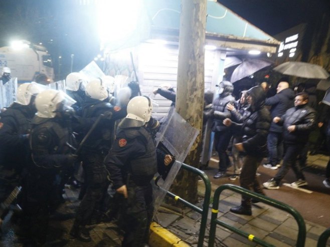 Тирана, Албанија (фото: EPA/MALTON DIBRA) Тирана, Албанија (фото: EPA/MALTON DIBRA) -