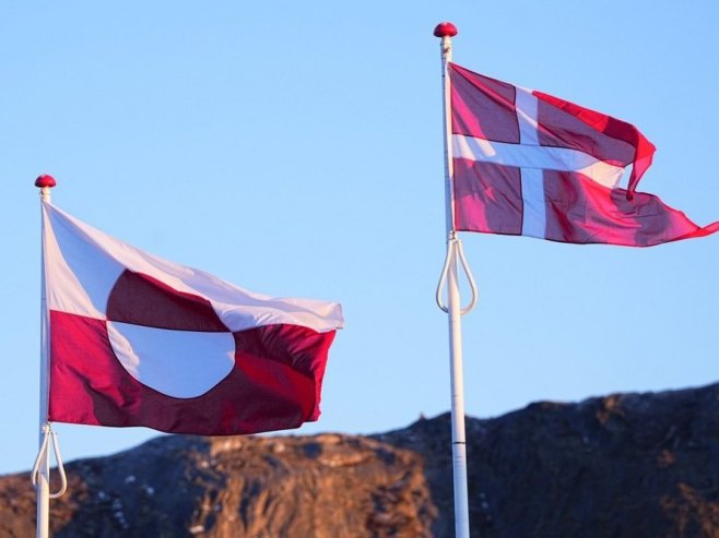 Трамп најавио да шаље болнички брод на Гренланд Трамп најавио да шаље болнички брод на Гренланд