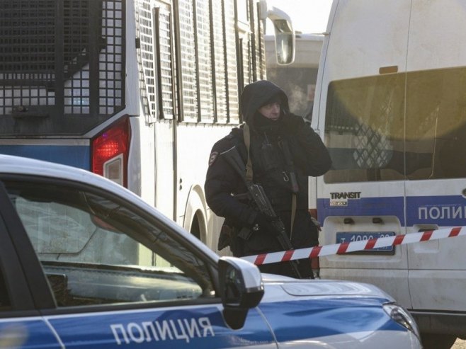 Руска полиција (Фото: ЕPA/MAXIM SHIPENKOV, илустрација) Руска полиција (Фото: ЕPA/MAXIM SHIPENKOV, илустрација) -