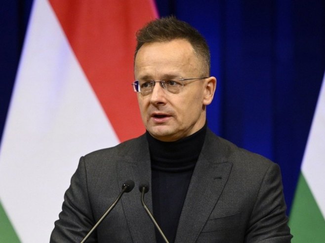 Петер Сијарто (Фото: EPA/BOGLARKA BODNAR HUNGARY OUT) Петер Сијарто (Фото: EPA/BOGLARKA BODNAR HUNGARY OUT) -