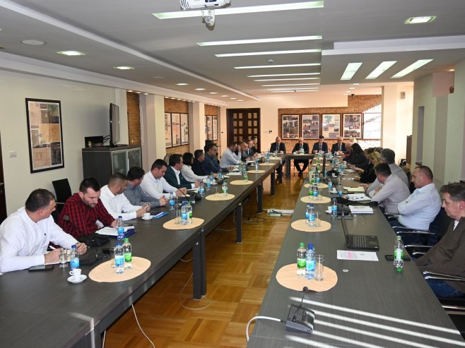 Састанак Састанак - Фото: СРНА