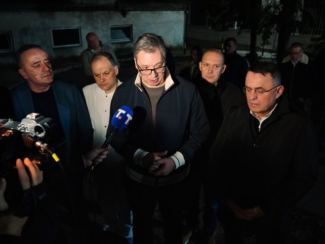 Вучић обишао Дачића у болници: Ситуација тешка Вучић обишао Дачића у болници: Ситуација тешка