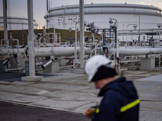 Дружба (фото: EPA/MARTIN DIVISEK) Дружба (фото: EPA/MARTIN DIVISEK) -