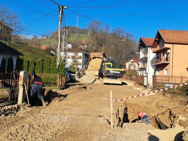 Обустава саобраћаја у насељу Шћемлија Обустава саобраћаја у насељу Шћемлија - Фото: Уступљена фотографија