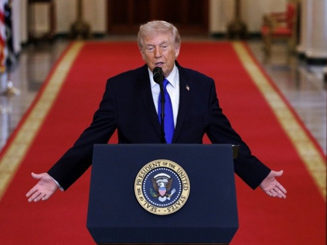 Доналд Трамп (фото: EPA/WILL OLIVER) Доналд Трамп (фото: EPA/WILL OLIVER) -