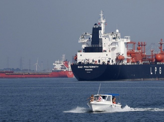 Ормуски мореуз (Фото: EPA/GUILLAUME HORCAJUELO) Ормуски мореуз (Фото: EPA/GUILLAUME HORCAJUELO) -