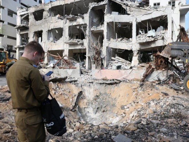 Посљедице сукоба Израела и Ирана (Фото: EPA/ABIR SULTAN) Посљедице сукоба Израела и Ирана (Фото: EPA/ABIR SULTAN) -