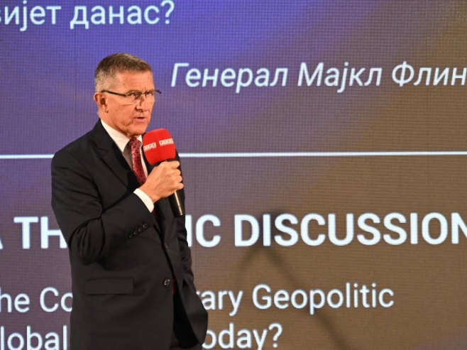 Предавање америчког генерала Мајкла Флина (фото: Aleksandar Stupar/banjaluka.net) Предавање америчког генерала Мајкла Флина (фото: Aleksandar Stupar/banjaluka.net) -