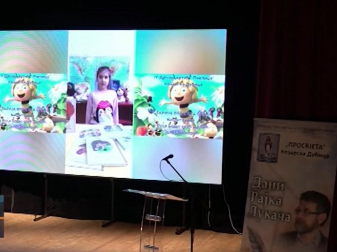 Козарска Дубица: Уручене награде за најбољу књигу за дјецу (ВИДЕО) Козарска Дубица: Уручене награде за најбољу књигу за дјецу (ВИДЕО)