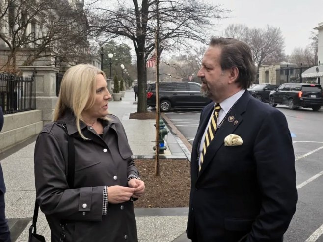 Жељка Цвијановић и Себастијан Горка (фото: instagram.com/zeljka.cvijanovic) Жељка Цвијановић и Себастијан Горка (фото: instagram.com/zeljka.cvijanovic) -