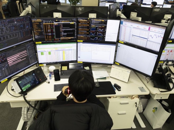 Берза (Фото: EPA/JEON HEON-KYUN) Берза (Фото: EPA/JEON HEON-KYUN) -