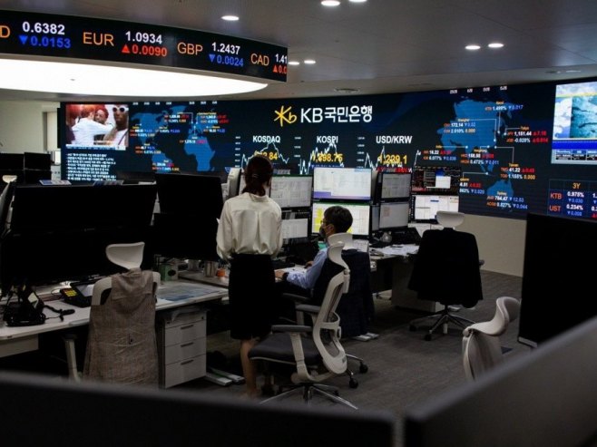 Берза (фото: EPA/JEON HEON-KYUN - илустрација) Берза (фото: EPA/JEON HEON-KYUN - илустрација) -