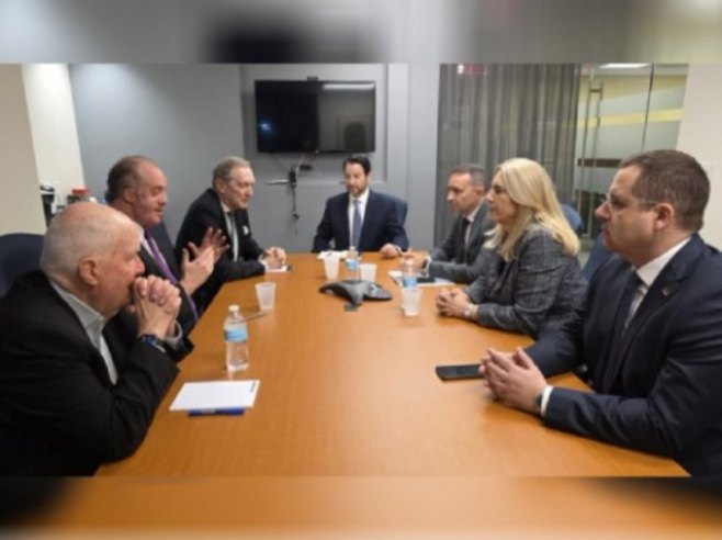 Цвијановић и Ковачевић са представницима јеврејских организација (фото: x.com/Cvijanovic_Z) Цвијановић и Ковачевић са представницима јеврејских организација (фото: x.com/Cvijanovic_Z) -