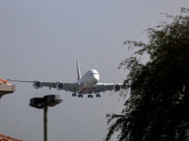 Авион (Фото: EPA/STRINGER) Авион (Фото: EPA/STRINGER) -