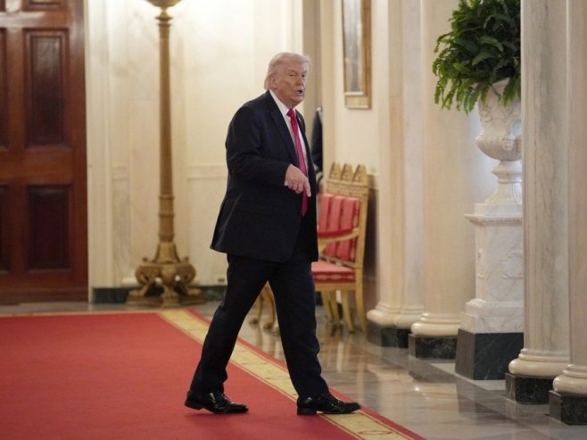 Трамп о Ирану: Желимо да уђемо и очистимо све! Трамп о Ирану: Желимо да уђемо и очистимо све!