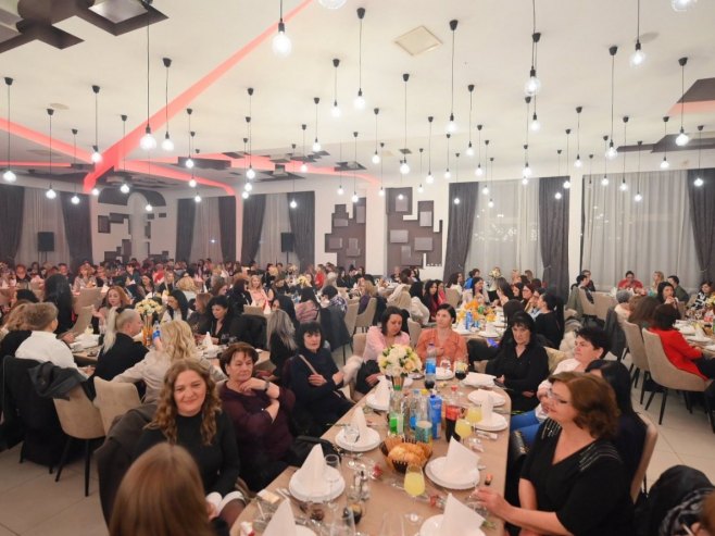 Зворник - Прослава 8. Марта Зворник - Прослава 8. Марта - Фото: РТРС