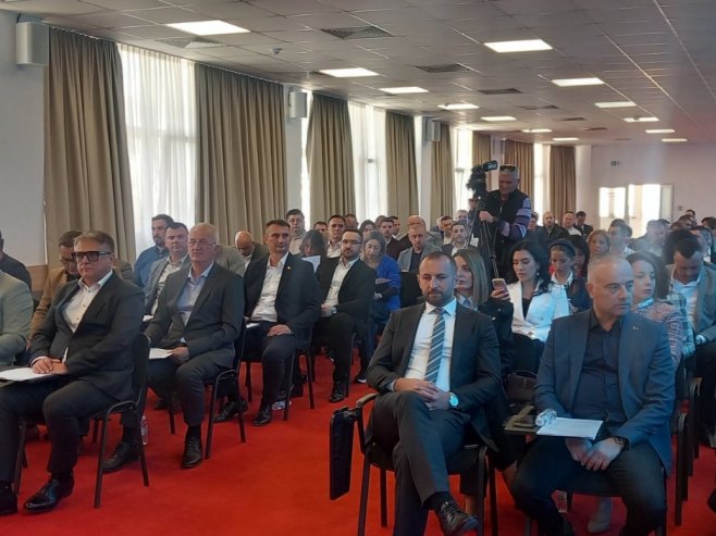 Сједница Главног одбора Уједињене Српске Сједница Главног одбора Уједињене Српске - Фото: РТРС