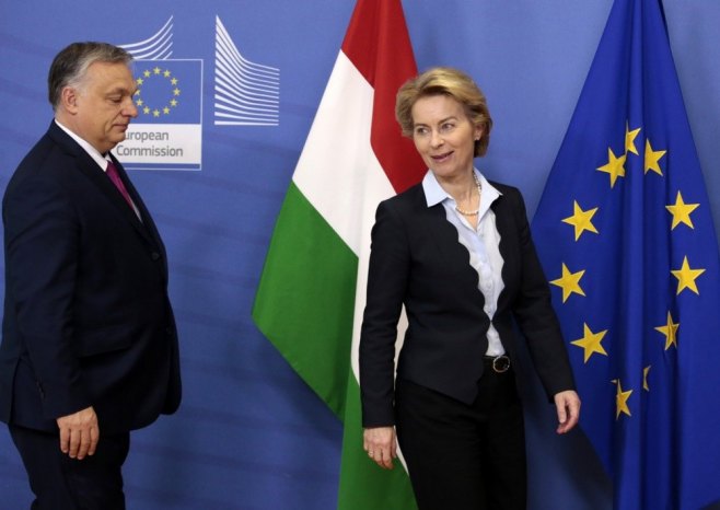 Орбан и Фон дер Лајен, архив (Фото: EPA/OLIVIER HOSLET) Орбан и Фон дер Лајен, архив (Фото: EPA/OLIVIER HOSLET) -