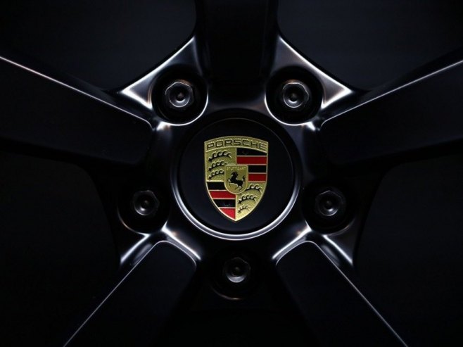 Порше (фото: EPA/ANNA SZILAGYI - илустрација) Порше (фото: EPA/ANNA SZILAGYI - илустрација) -