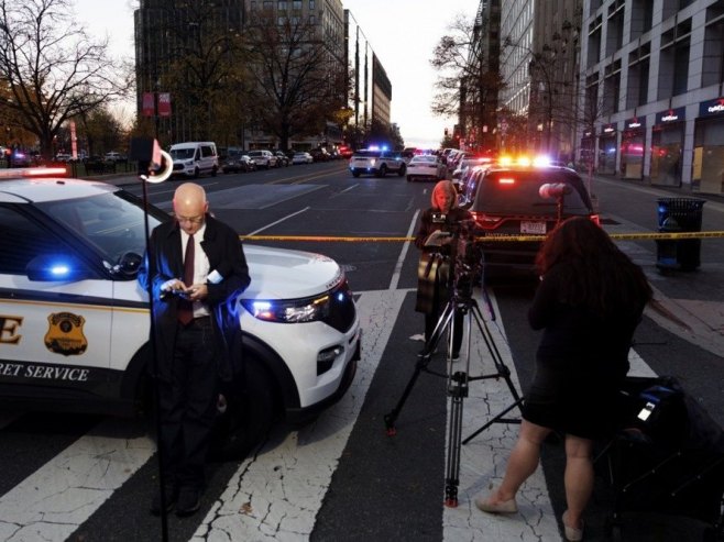 САД полиција (фото: EPA/WILL OLIVER - илустрација) САД полиција (фото: EPA/WILL OLIVER - илустрација) -