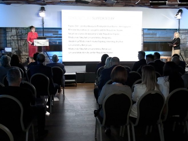 На Јахорини отворен конгрес кардиолога Србије и Српске На Јахорини отворен конгрес кардиолога Србије и Српске