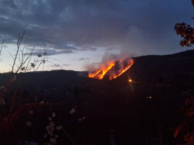 Пожар у Фочи Пожар у Фочи - Фото: РТРС