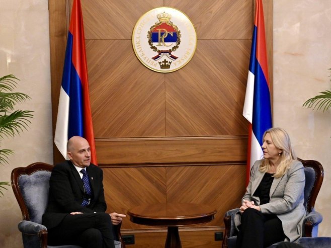 Пош и Цвијановић Пош и Цвијановић -