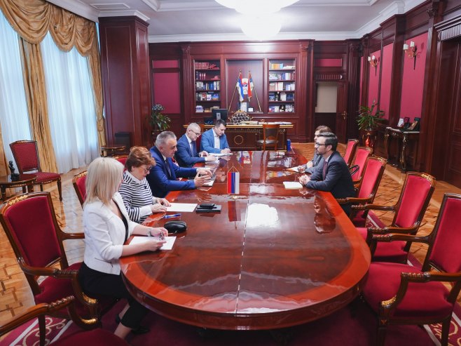 Минић са представницима ММФ-а Минић са представницима ММФ-а - Фото: Уступљена фотографија