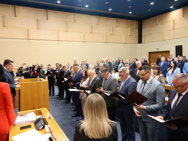 Народна скупштина Републике Српске Народна скупштина Републике Српске - Фото: ZIPAPHOTO/Borislav Zdrinja