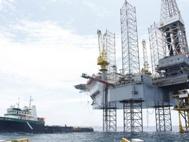 Нафтна платформа (Фото: EPA/GERARDO MENOSCAL, илустрација) Нафтна платформа (Фото: EPA/GERARDO MENOSCAL, илустрација) -