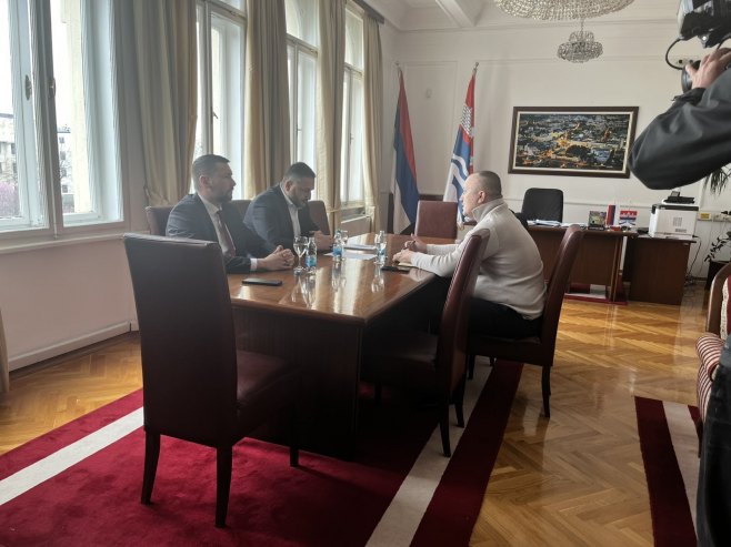 Састанак Састанак - Фото: РТРС