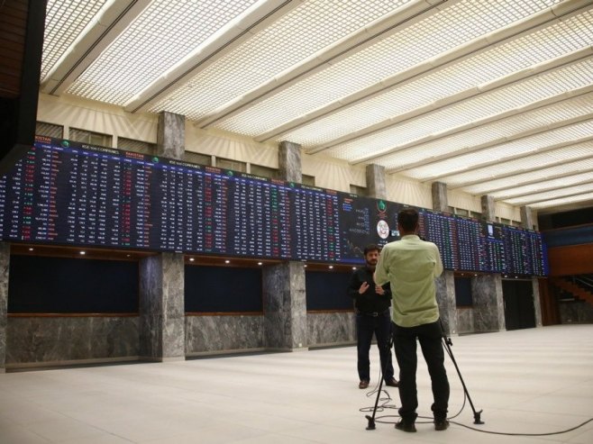 Раст цијена нафте (фото: EPA/REHAN KHAN) Раст цијена нафте (фото: EPA/REHAN KHAN) -