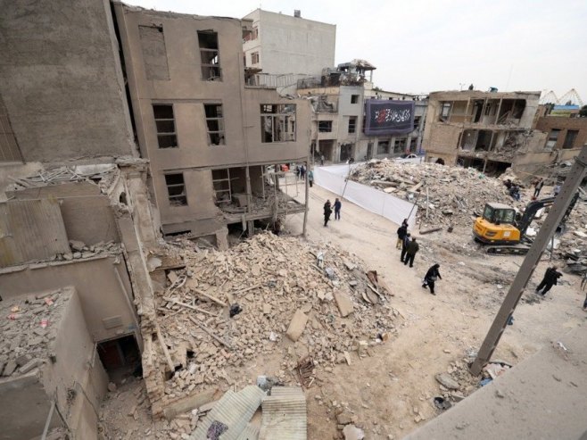 Иран (Фото: EPA/ABEDIN TAHERKENAREH, илустрација) Иран (Фото: EPA/ABEDIN TAHERKENAREH, илустрација) -