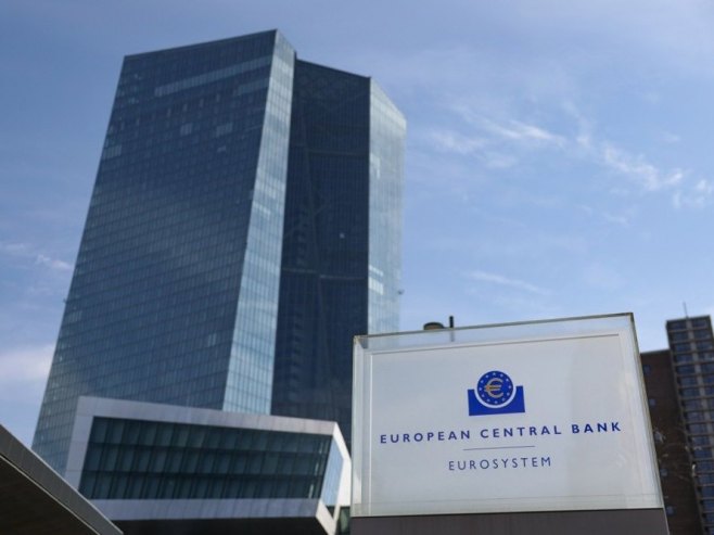 Европска Централна Банка (foto: EPA/CHRISTOPHER NEUNDORF) Европска Централна Банка (foto: EPA/CHRISTOPHER NEUNDORF) -
