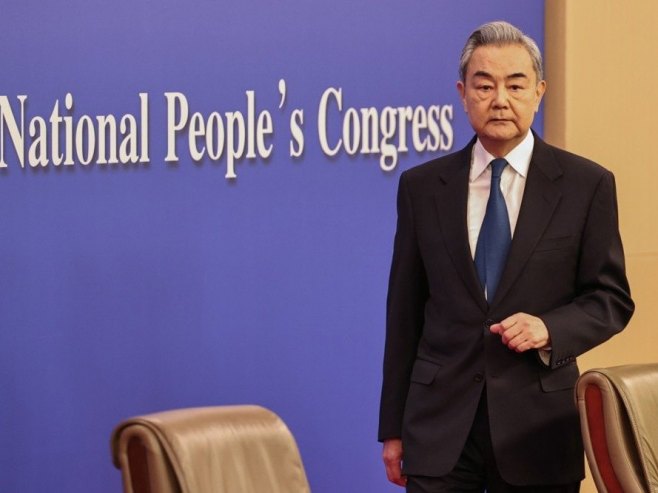 Ванг Ји (фото: EPA/ANDRES MARTINEZ CASARES) Ванг Ји (фото: EPA/ANDRES MARTINEZ CASARES) -