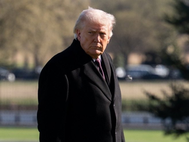 Доналд Трамп (фото: EPA/AARON SCHWARTZ) Доналд Трамп (фото: EPA/AARON SCHWARTZ) -