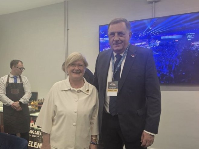 Кинга Гал и Милорад Додик Кинга Гал и Милорад Додик - Фото: РТРС