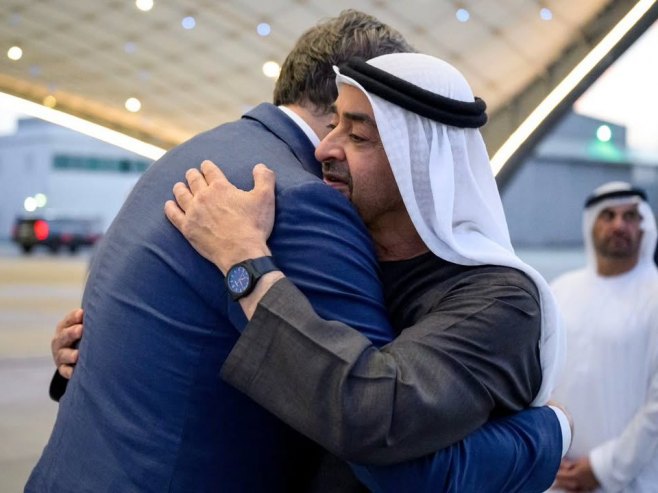 Вучић у изненадној посјети УАЕ, састао се са Ал Нахјаном (ФОТО) Вучић у изненадној посјети УАЕ, састао се са Ал Нахјаном (ФОТО)