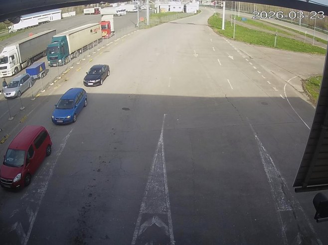 Гранични прелаз Рача (фото: ams-rs.com) Гранични прелаз Рача (фото: ams-rs.com) -