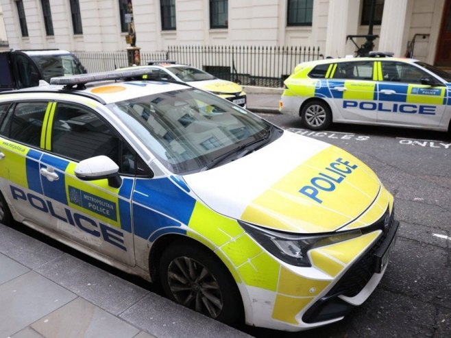 Полиција у Лондону (Фото: EPA/NEIL HALL) Полиција у Лондону (Фото: EPA/NEIL HALL) -