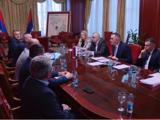 Састанак представника Влада Српске - Конзорцијум "Логистика" Састанак представника Влада Српске - Конзорцијум "Логистика" - Фото: РТРС